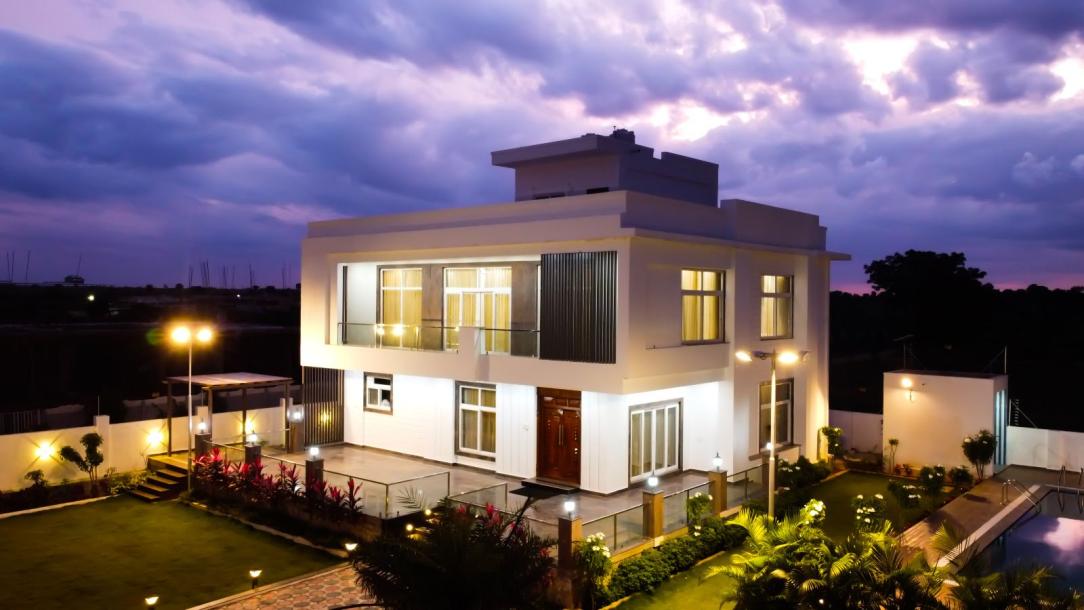 Luxurious 4BHK Farmhouse for Sale – Kethireddipally, Moinabad, Hyderabad-2